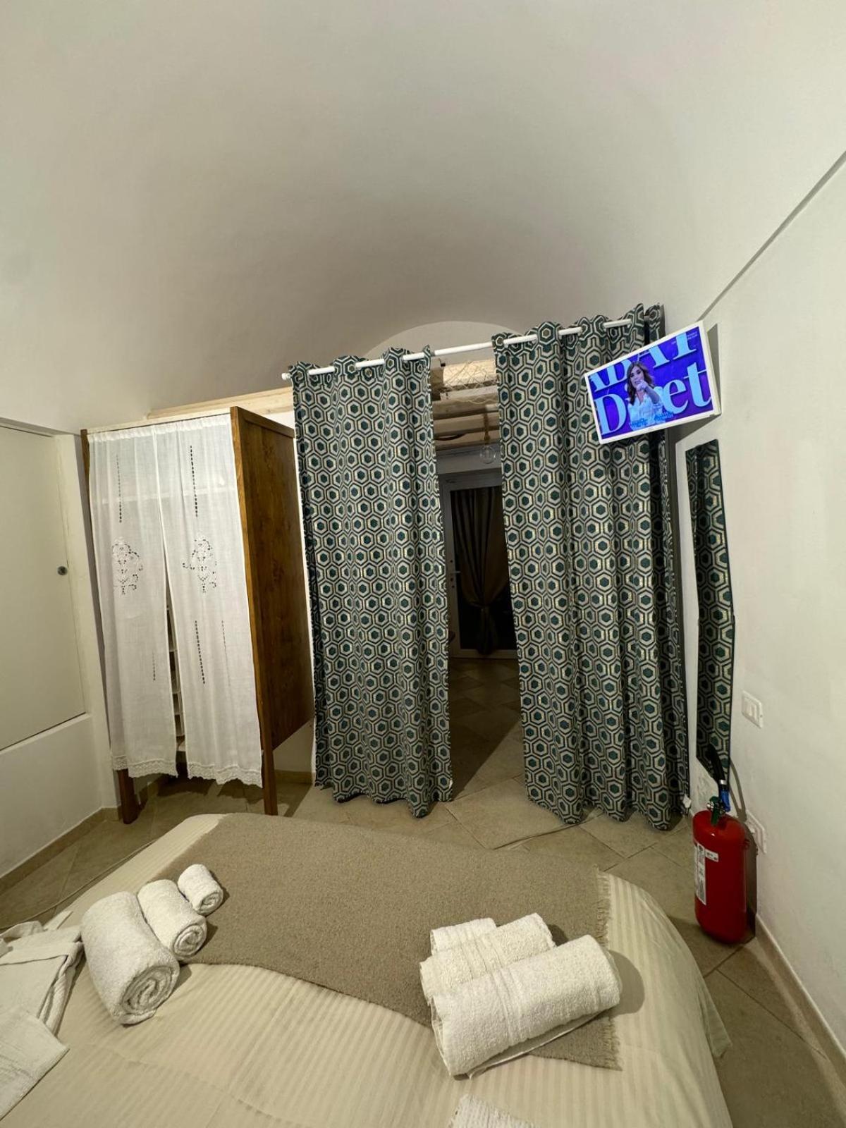 ポリニャーノ・ア・マーレ Le Ninfe Del Mare Bed & Breakfast エクステリア 写真