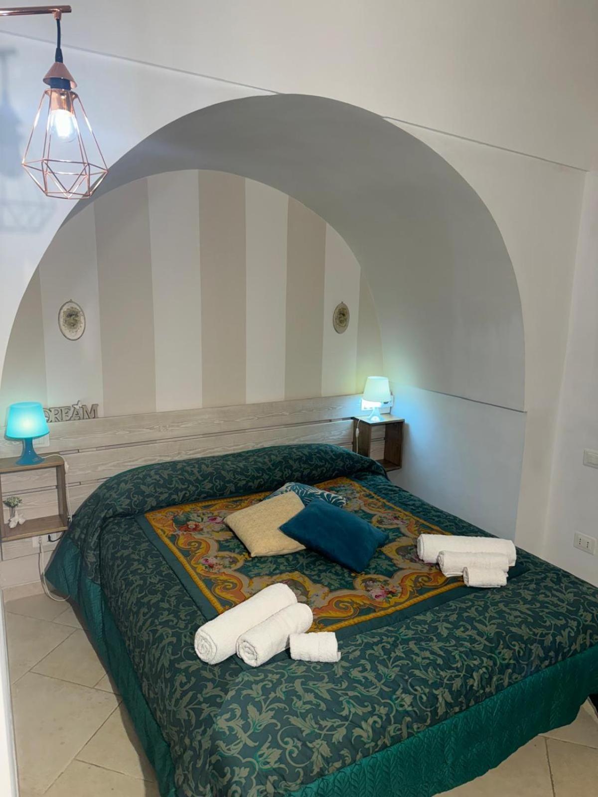 ポリニャーノ・ア・マーレ Le Ninfe Del Mare Bed & Breakfast エクステリア 写真